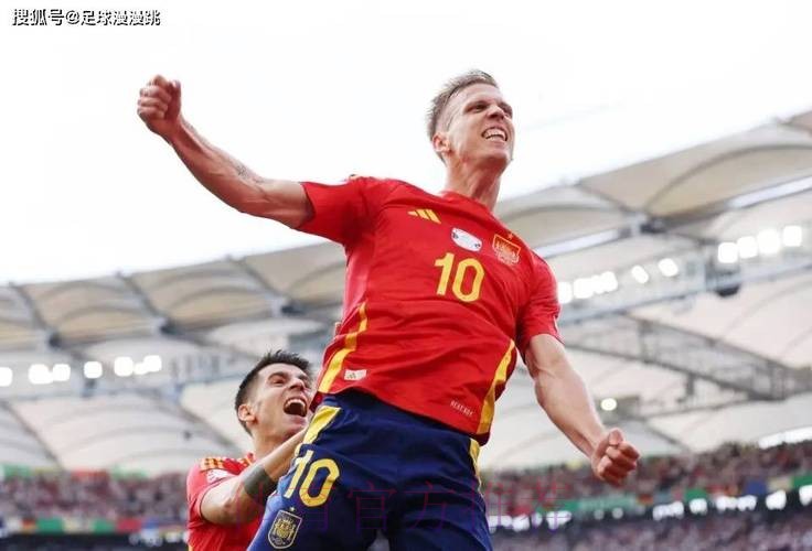 记者:皇马曾尝试签下托雷 但球员因哈维选巴萨 记者:皇马曾尝试签下托雷 但球员因哈维选巴萨